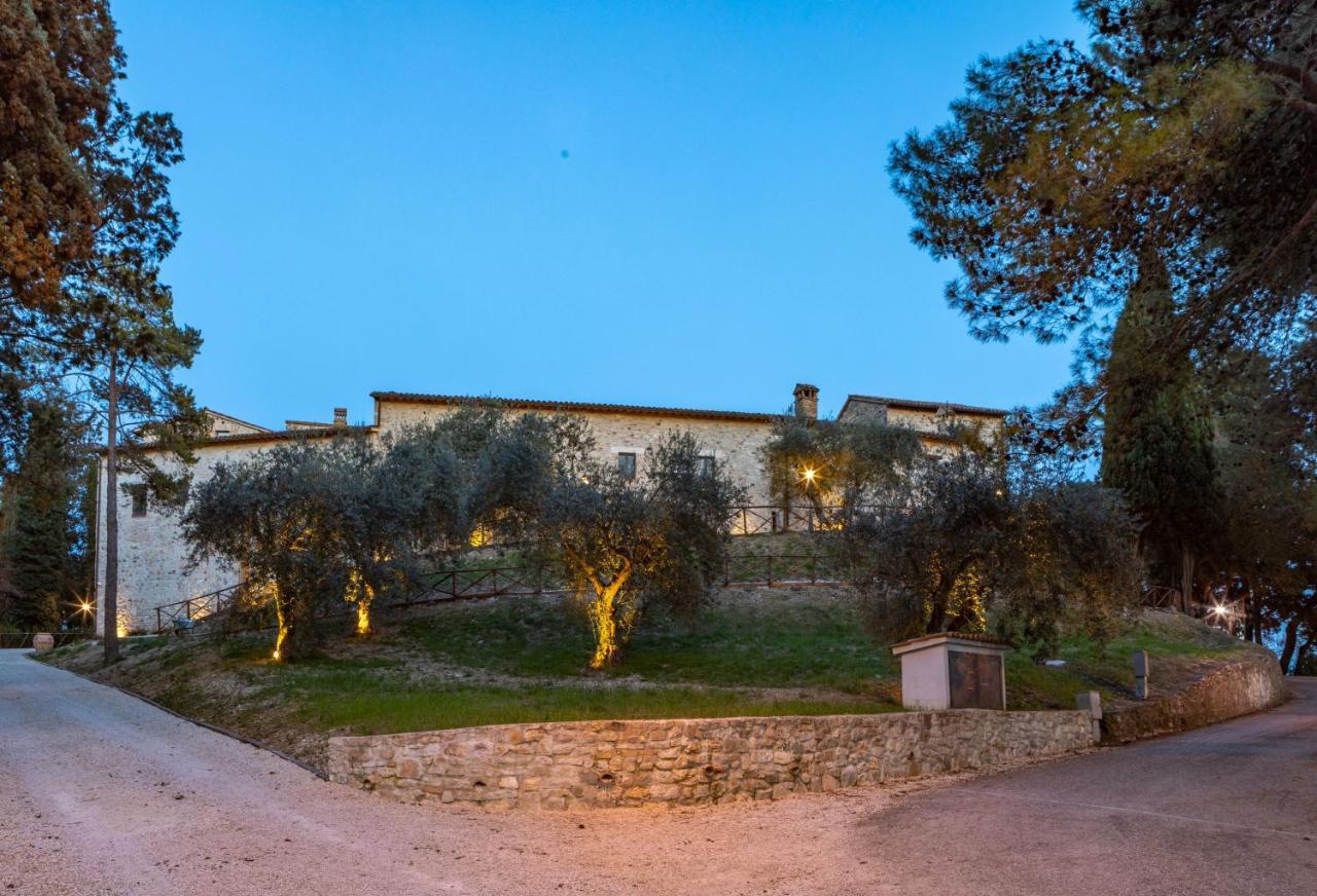 Hotel Borgo Petroro Todi Exterior foto